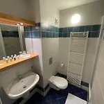 Laguna & Restaurant Hotel