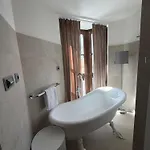 Hotel Laguna & Restaurant 3*