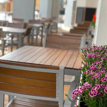Hotell Laguna & Restaurant Ceske Budejovice