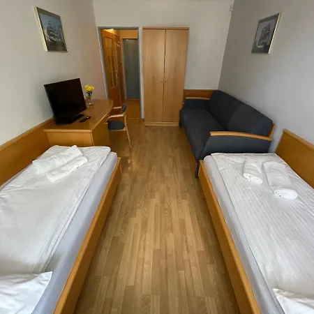 Otel Laguna & Restaurant Ceske Budejovice