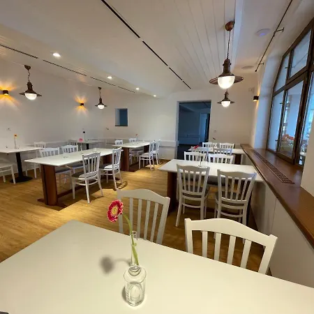 Laguna & Restaurant Hotell